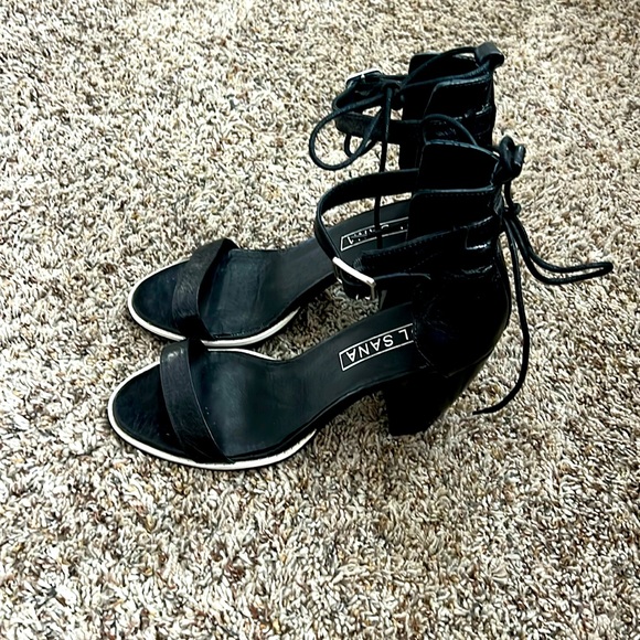 NWOT Sol Sana Women's Open Block Heels Ankle Buckle Party Sandals Black Size 8 - Picture 1 of 4